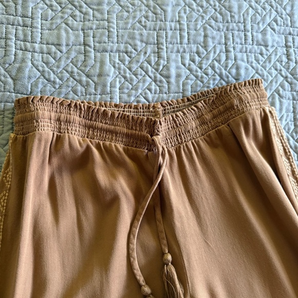 Hello Nite Tan Embroidered Jogger Lounge Pant Size XS - Picture 3 of 12
